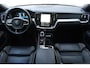 Volvo V60 T8 455PK Plug-in hybrid AWD Plus Dark Adaptive Cruise Control / 360 Camera / Harman Kardon / Head-up display / Panorama schuifdak / Stoel- en stuurverwarming / Stoelverwarming achter / Trekhaak elektrisch wegklapbaar / Elektrische stoelen met geheugen