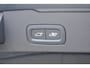 Volvo V60 T8 455PK Plug-in hybrid AWD Plus Dark Adaptive Cruise Control / 360 Camera / Harman Kardon / Head-up display / Panorama schuifdak / Stoel- en stuurverwarming / Stoelverwarming achter / Trekhaak elektrisch wegklapbaar / Elektrische stoelen met geheugen