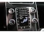 Volvo V60 2.0 T4 R-Design | Camera | Schuif/kanteldak | Leder | Navigatie | Trekhaak | Cruise | Stoelverwarming |