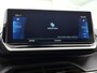 Peugeot e-2008 136pk EV Allure Pack 50 kWh Automaat | 1ste Eigenaar | Navigatie | Stoelverwarming | Climate Control | Cruise Control | Camera | 17"LMV | LED | Apple Carplay/Android Auto |