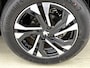 Peugeot e-2008 136pk EV Allure Pack 50 kWh Automaat | 1ste Eigenaar | Navigatie | Stoelverwarming | Climate Control | Cruise Control | Camera | 17"LMV | LED | Apple Carplay/Android Auto |