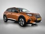 Peugeot e-2008 136pk EV Allure Pack 50 kWh Automaat | 1ste Eigenaar | Navigatie | Stoelverwarming | Climate Control | Cruise Control | Camera | 17"LMV | LED | Apple Carplay/Android Auto |