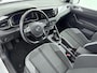 Volkswagen Polo 1.0 TSI HIGHLINE BUSINESS R | SUMMERDEAL! | UNIEK! | OPEN DAK | CLIMA | CRUISE ADAPT. | PDC VOOR & ACHTER | NAVI | 17'' LM VELGEN | STOELVERWARMING |