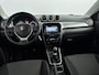 Suzuki Vitara 1.4 BOOSTERJET SELECTR SMART HYBRID | SUMMERDEAL! | TWO TONE | CAMERA | CRUISE | CLIMA | STOELVERWARMING | HYBRID | 17'' LM VELGEN |
