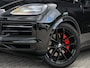 Porsche Cayenne Coupé 3.0 E-Hybrid Black Edition | Sport Chrono | Panoramadak | Bose | HUD | 360 Camera | Stoelventilatie | 18 Wegs Memory | Luchtvering | Soft Close | Ambiance Interieur | Adaptive Cruise | Stuurverwarming | Passagiers Display |