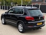 Volkswagen Tiguan 1.4 TSI highline NIEUWSTAAT NAVI CRUISE CLIMA PDC ALCANTARA