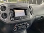 Volkswagen Tiguan 1.4 TSI highline NIEUWSTAAT NAVI CRUISE CLIMA PDC ALCANTARA