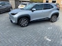 Toyota Yaris Cross 1.5 Hybr 130 Dynamic DODEHOEK KEYLESS STUUR/STOELVERW PARKEERSENSOREN