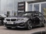 BMW 3-Serie Touring 320i High Executive Edition | Pano | Luxe Lederen Bekleding | Stoelverwarming | ACC | PDC |