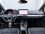 Volkswagen Golf 1.5 eTSI R-Line Pano/Memory/Matrix