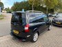 Ford Tourneo Courier 1.0 Titanium, Airco, Trekhaak, Cruise Control, Dubbele schuifdeur, NAP, APK 10-2027