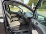Ford Tourneo Courier 1.0 Titanium, Airco, Trekhaak, Cruise Control, Dubbele schuifdeur, NAP, APK 10-2027
