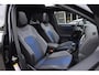 Volkswagen T-Roc 2.0 TSI 4Motion R Pano Akra Lane Camera ACC Trekhaak