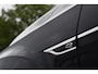 Volkswagen T-Roc 2.0 TSI 4Motion R Pano Akra Lane Camera ACC Trekhaak