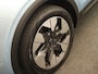 Ford Explorer Premium Extended Range RWD 77 kWh - ORIGINEEL NEDERLANDSE AUTO - BTW AUTO - LEDEREN BEKLEDING - ELEKTRISCH VERSTELBARE BESTUURDERSSTOEL MET GEHEUGEN - PANORAMADAK - ELEKTRISCHE ACHTERKLEP - 3 FASEN LADEN - HEAD UP DISPLAY - 20 INCH LICHT METALEN VELGEN - PARKEERSENSOREN VOOR/ ACHTER