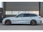 BMW 3-Serie Touring M340i xDrive Vol|Pano|Trekhaak|Harman-Kardon|HuD|Carbon|