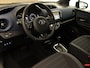 Toyota Yaris 1.5 Hybrid Bi-Tone - ORIGINEEL NEDERLANDSE AUTO - AFKOMSTIG VAN 1E EIGENAAR - CLIMATE CONTROL - BOTS EN LIJNWAARSCHUWING - CAMERA - CRUISE CONTROL - REGENSENSOR - ARMSTEUN VOOR - BLUETOOTH - LICHT METALEN VELGEN