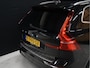 Volvo XC60 2.0 B4 Inscription [SCHUIFKANTELDAK, APPLECARPLAY, ANDROID, STOELVERWARMING, CRUISE CONTROL, STUURVERWARMING, HARMAN/KARDON AUDIO, MEMORY SEATS, HEAD UP DISPLAY, DIGITAL DASH, 360 CAMERA, ELEKTRISCHE ACHTERKLEP