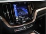 Volvo XC60 2.0 B4 Inscription [SCHUIFKANTELDAK, APPLECARPLAY, ANDROID, STOELVERWARMING, CRUISE CONTROL, STUURVERWARMING, HARMAN/KARDON AUDIO, MEMORY SEATS, HEAD UP DISPLAY, DIGITAL DASH, 360 CAMERA, ELEKTRISCHE ACHTERKLEP