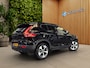Volvo XC40 2.0 B4 Plus Dark