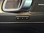 Volvo XC40 2.0 B4 Plus Dark