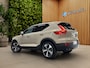 Volvo XC40 2.0 B4 Plus Dark