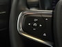 Volvo XC40 2.0 B4 Plus Dark