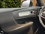Volvo XC40 2.0 B4 Plus Dark