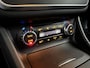 Mercedes-Benz A-klasse 200 AMG Pano Leer H/K Camera NAP