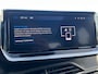 Peugeot 2008 1.2 Hybrid 145 GT | Automaat | Navigatie | Alcantara bekleding | Keyless | Adaptieve Cruise control |