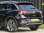Volkswagen T-Roc 1.5 TSI Sport Business R | digitaal dashboard | Apple Carplay/Android auto | trekhaak