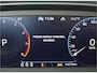 Volkswagen T-Roc 1.5 TSI Sport Business R | digitaal dashboard | Apple Carplay/Android auto | trekhaak