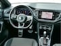 Volkswagen T-Roc 1.5 TSI Sport Business R | digitaal dashboard | Apple Carplay/Android auto | trekhaak