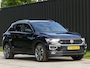 Volkswagen T-Roc 1.5 TSI Sport Business R | digitaal dashboard | Apple Carplay/Android auto | trekhaak