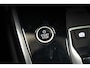 Audi Q4 e-tron 40 S Line 77 kWh 3-fase [ Panorama LED Virtual Sportstoelen ]