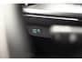 Audi Q4 e-tron 40 S Line 77 kWh 3-fase [ Panorama LED Virtual Sportstoelen ]