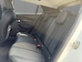 Peugeot e-2008 EV Allure Pack 50 kWh 3D dashboard | Camera | Dynamic cruise control | Apple/Adroid