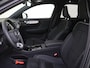 Volvo XC40 B4 Plus Dark | Pixel Led | Panoramadak | Trekhaak | 360° Camera |