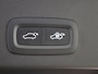 Volvo XC40 B4 Plus Dark | Pixel Led | Panoramadak | Trekhaak | 360° Camera |