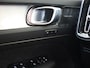 Volvo XC40 B4 Plus Dark | Pixel Led | Panoramadak | Trekhaak | 360° Camera |