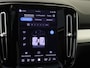 Volvo XC40 B4 Plus Dark | Pixel Led | Panoramadak | Trekhaak | 360° Camera |