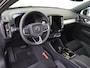 Volvo XC40 B4 Plus Dark | Pixel Led | Panoramadak | Trekhaak | 360° Camera |
