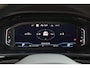 Volkswagen T-Roc 1.5 TSI 150pk DSG R-Line Black Style Trekhaak IQ.Light Virtual Cockpit Camera Stoelverwarming Navigatie