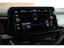 Volkswagen T-Roc 1.5 TSI 150pk DSG R-Line Black Style Trekhaak IQ.Light Virtual Cockpit Camera Stoelverwarming Navigatie