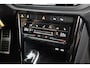 Volkswagen T-Roc 1.5 TSI 150pk DSG R-Line Black Style Trekhaak IQ.Light Virtual Cockpit Camera Stoelverwarming Navigatie