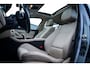 BMW 5-Serie 520i High Executive | Schuif / Kanteldak | Xenon | Leder | AUT | Nieuwe APK | PDC | Stoelverwarming | F1 flippers