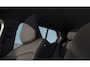 Volvo EX30 Cross Country P5 Long Range | Google | Long Range | Stoel-/Stuurverwarming | Adaptieve Cruise Control | Dodehoekdetectie | LED Koplampen | Elek. Stoelen | Harman Kardon Audio | Keyless | Park Assist | Camera | Getint Glas | 19" LM