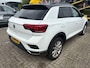 Volkswagen T-Roc 1.5 TSI Sport Business R 150pk | Trekhaak | Panoramadak | Stoelverwarming | Carplay | Cruise Control |