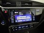 Toyota Auris 1.8 Hybrid Comfort | Fabrieksgarantie | Panoramadak | Trekhaak | Navigatie | Camera
