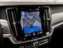 Volvo V90 2.0 T4 Momentum Sport 190Pk Automaat (APPLE CARPLAY, GROOT NAVI, LEDER, GETINT GLAS, STOELVERWARMING ACHTER, MEMORY SEATS, ELEK ACHTERKLEP, NIEUWE APK, NIEUWSTAAT)